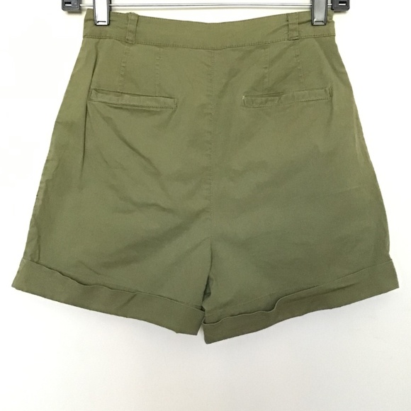 Modcloth Extra Small Army Green Flower Button Cotton Shorts with POCKETS!!! - Picture 4 of 6